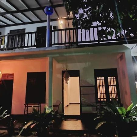 Hotel Sundance Surf Coconut Point Weligama Exteriér fotografie