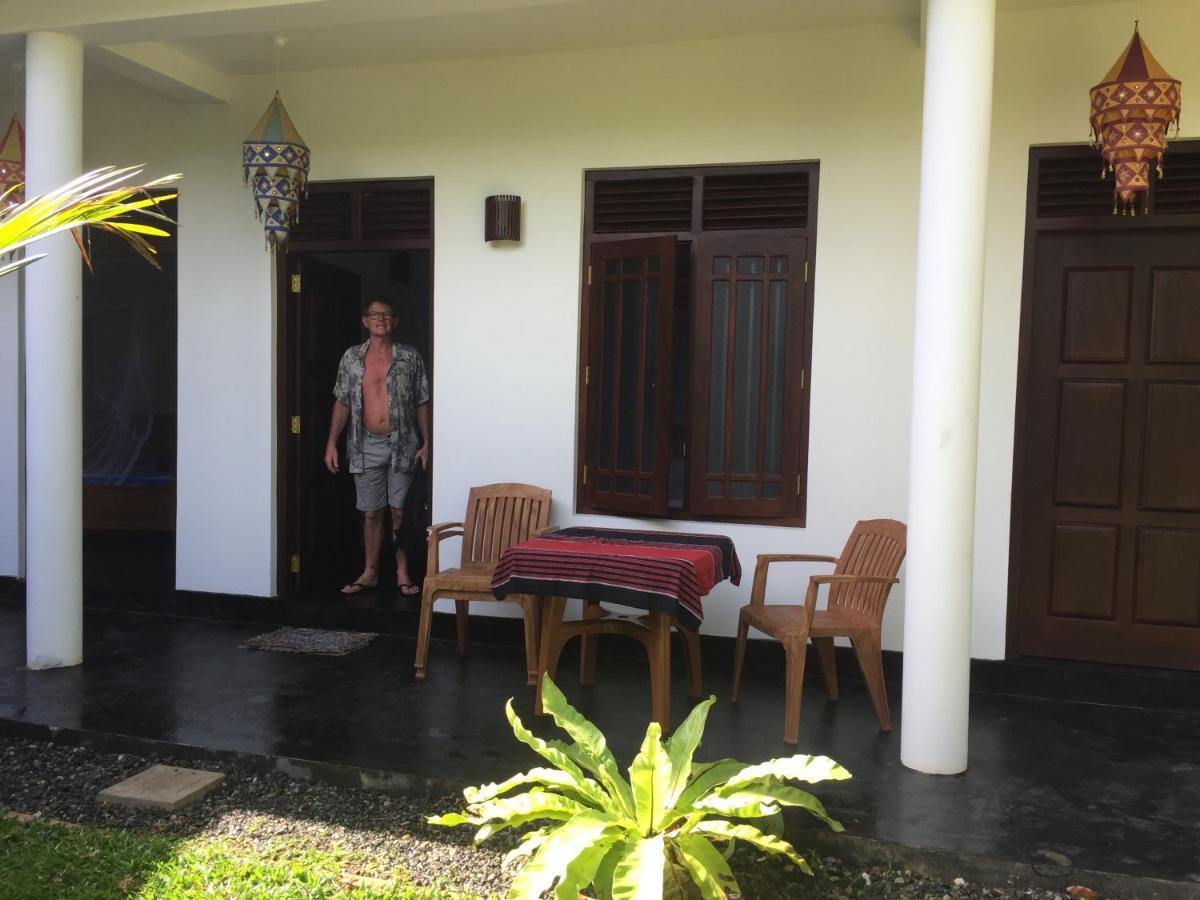 Hotel Sundance Surf Coconut Point Weligama Exteriér fotografie